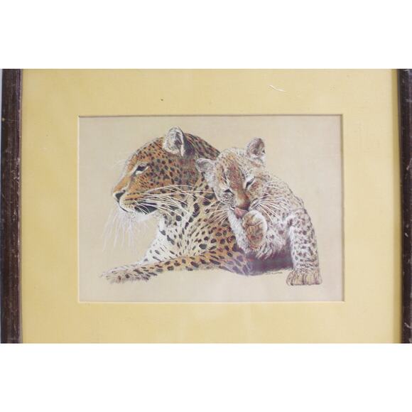 Leopard print frame, Animal print design, Exotic pattern, Wild and trendy, Bold - Picture 3 of 4